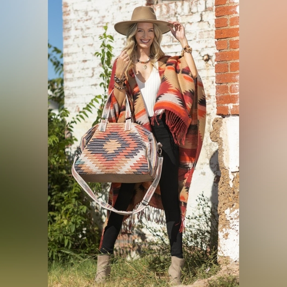 Boho Travel Bag - Ethnic Navajo Design - Handwoven from Fully Fine Cotton - Picture 2 of 13